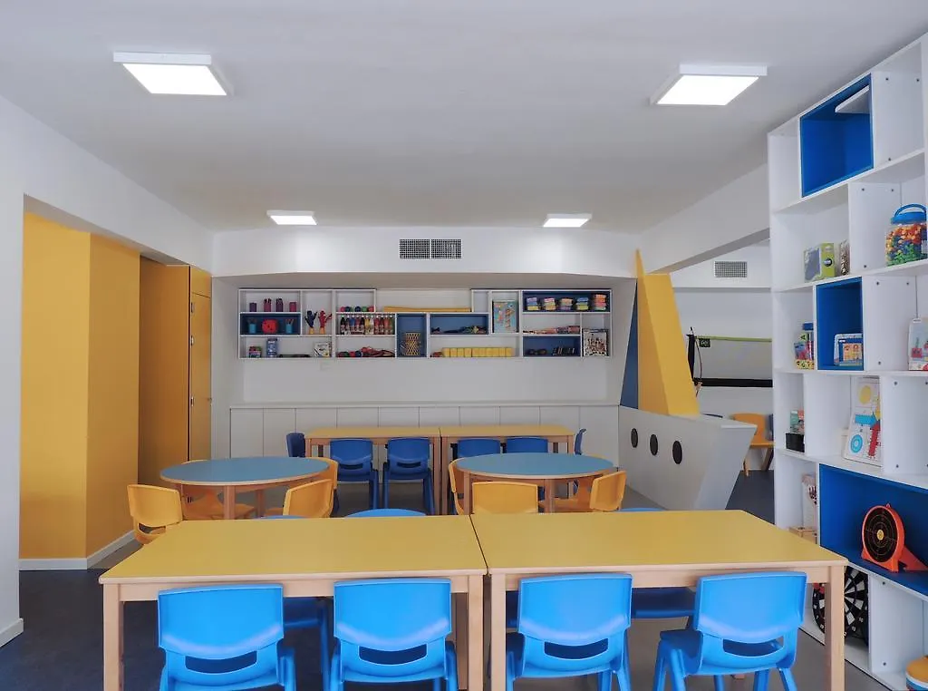 Apartamentos Turisticos Augustus Cambrils